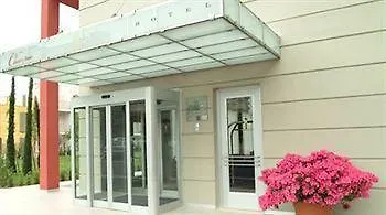 ****  פראטו Charme Hotel איטליה