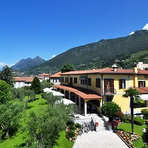 Kinzica 4*, Sale Marasino Italië