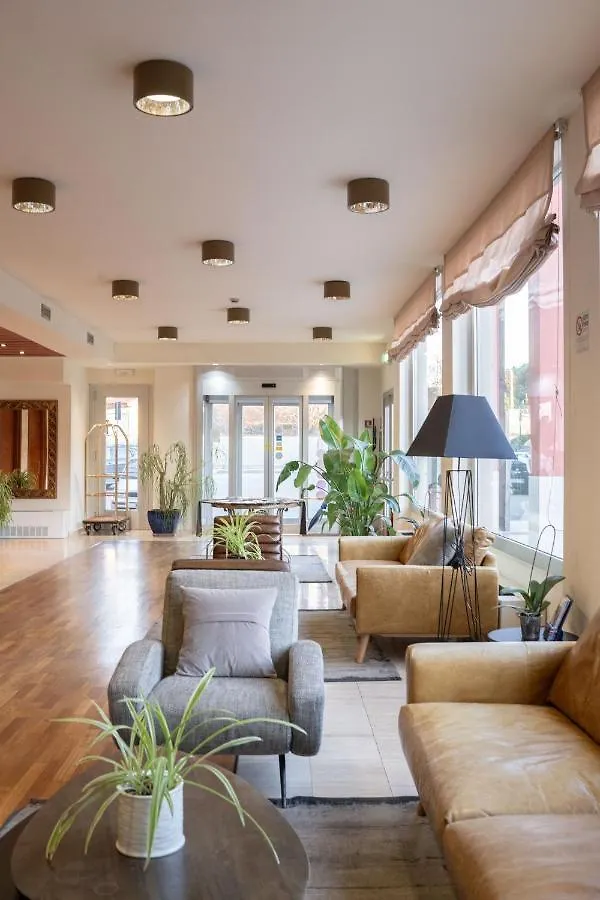 Charme Hotel Прато 4*,